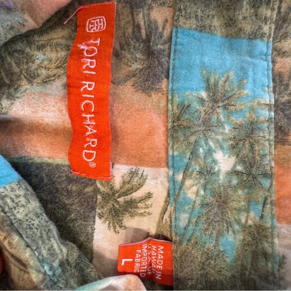 Tori Richard Hawaiian Shirt Tropical Palm Trees Print Size Large Tan Cotton Lawn